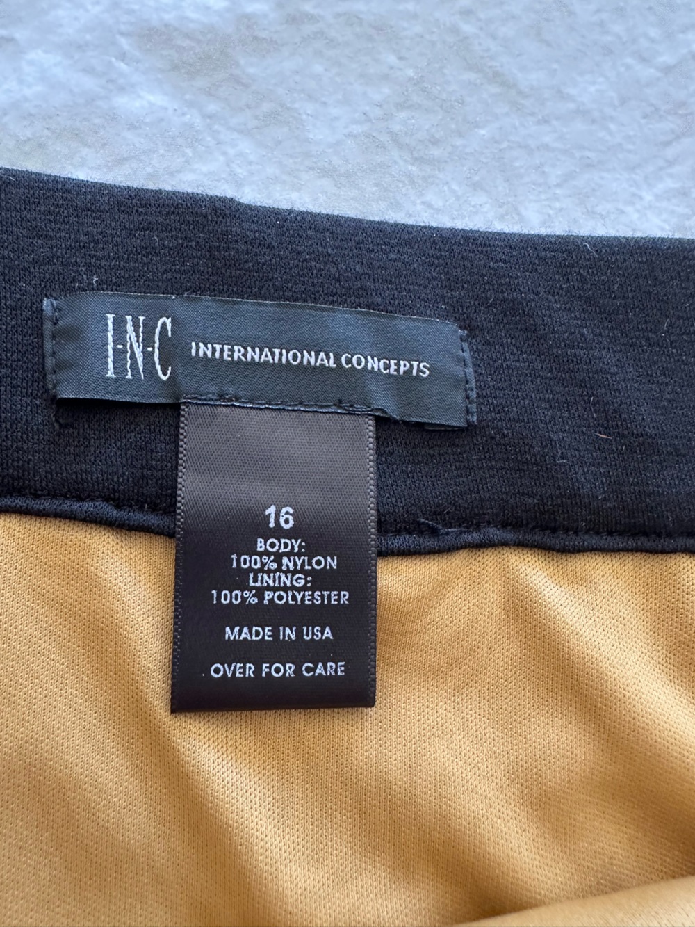 INC International Concepts NWT Gold Sequin Mini Skirt, size 16 - Picture 8 of 12